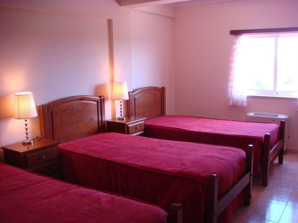 Residencia Santa Marta Hotel Tomar Esterno foto