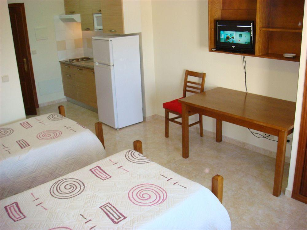 Residencia Santa Marta Hotel Tomar Esterno foto