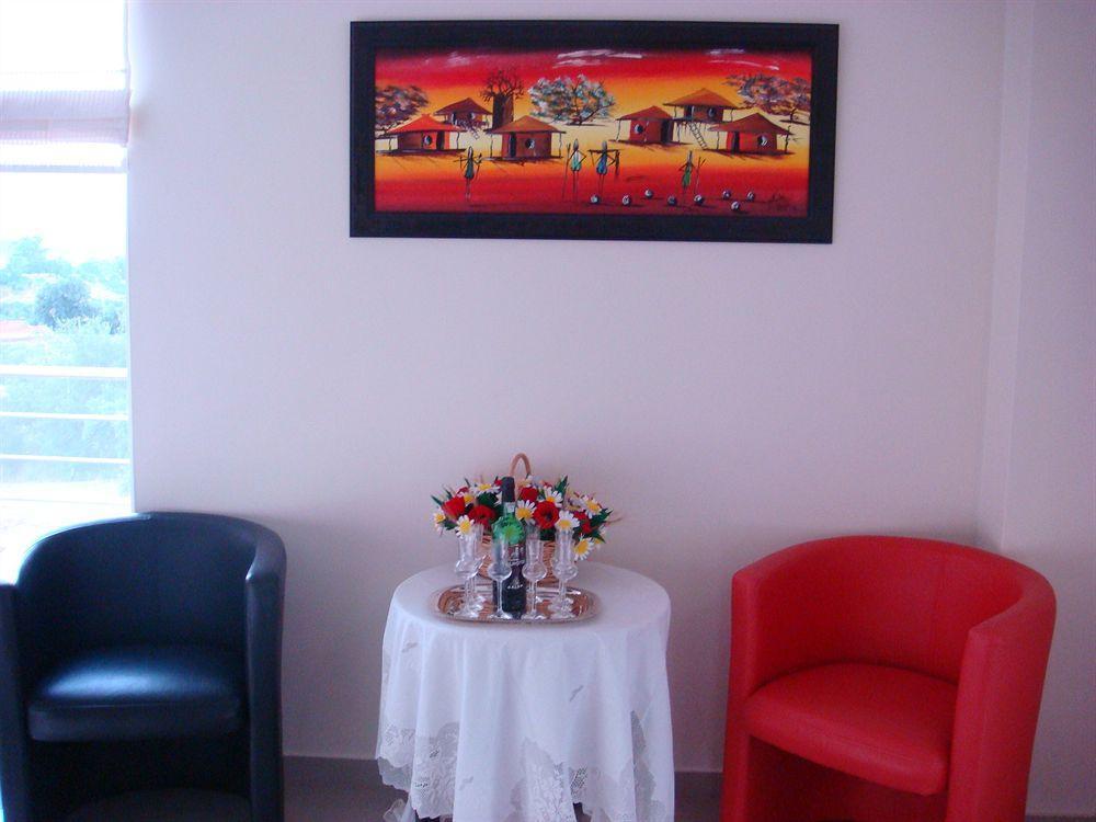 Residencia Santa Marta Hotel Tomar Esterno foto